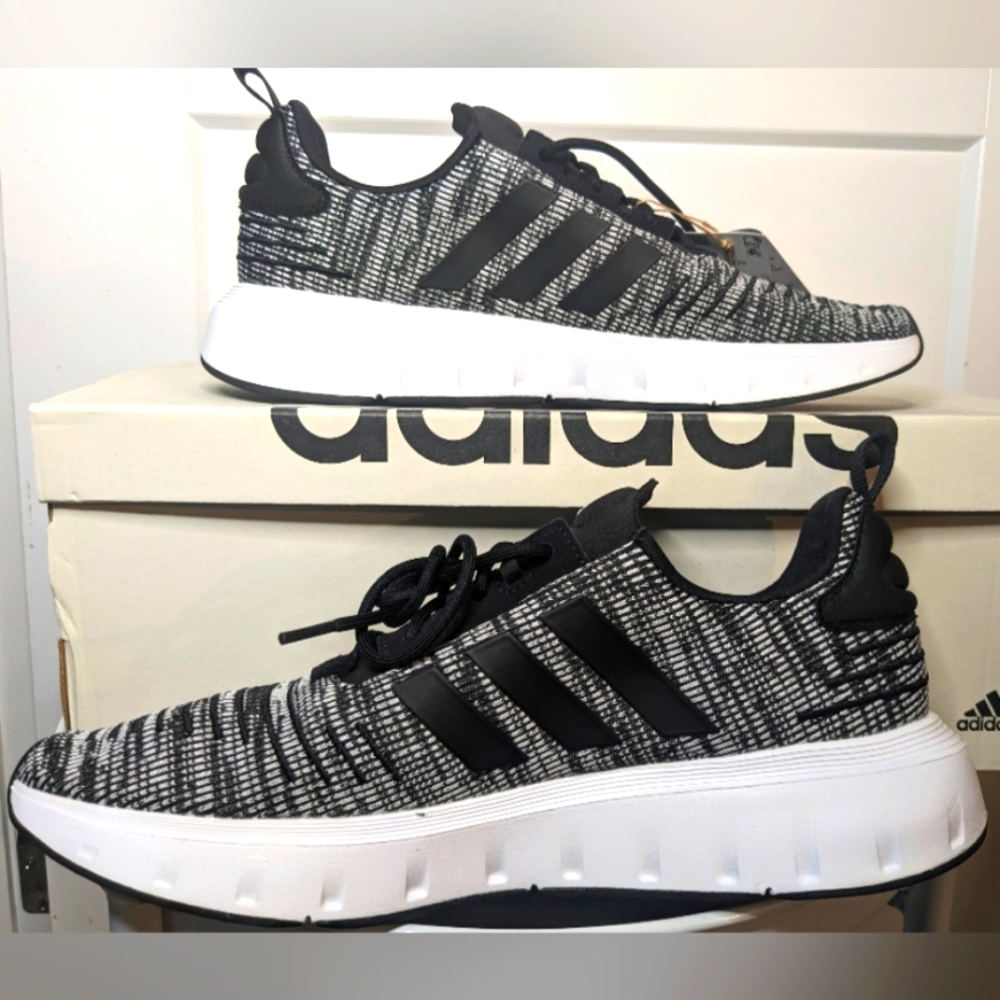 Adidas Swift Run 1.0 Shoes Size12 mens